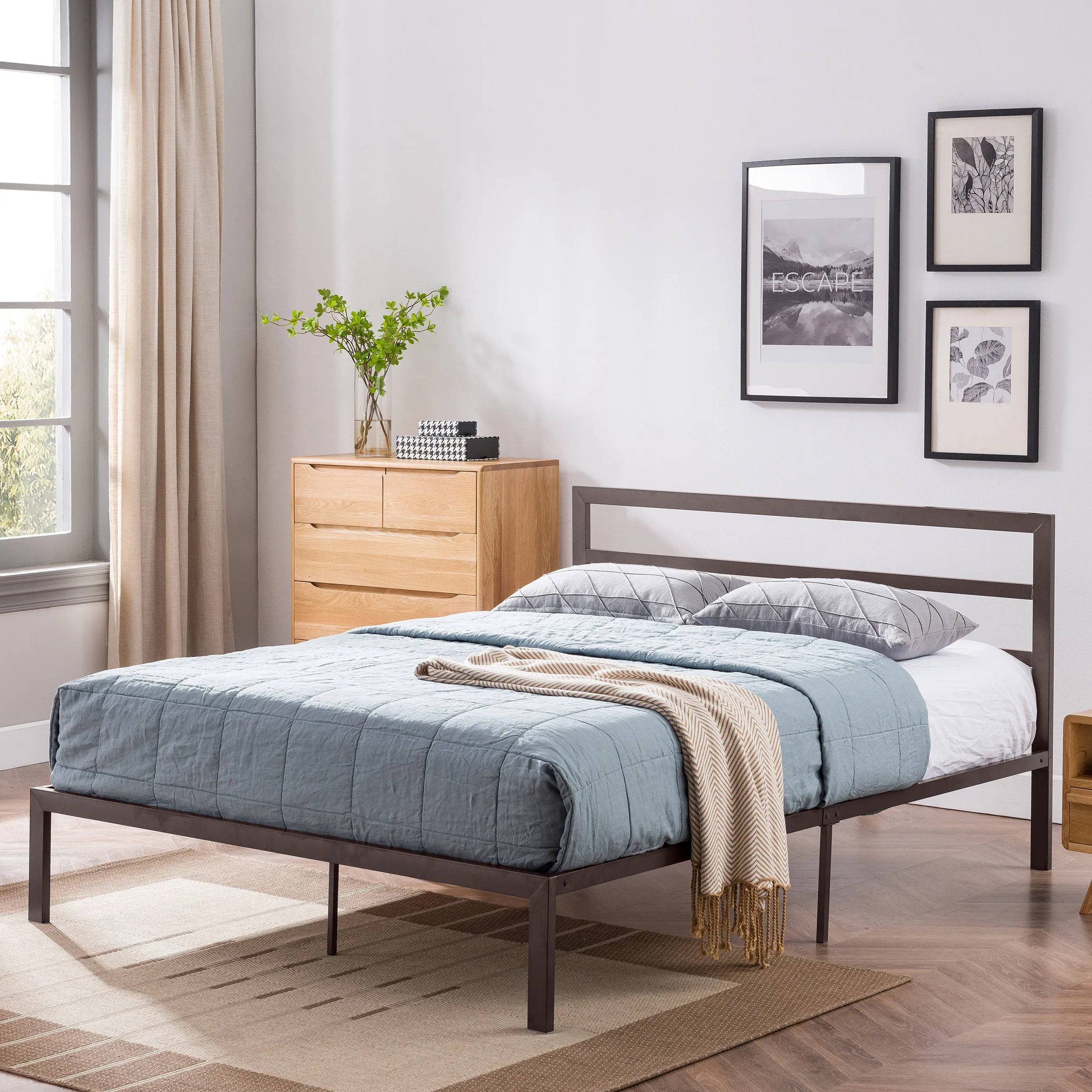 Jones Minimalistic Modern Slat Iron Queen-Size Bed Frame