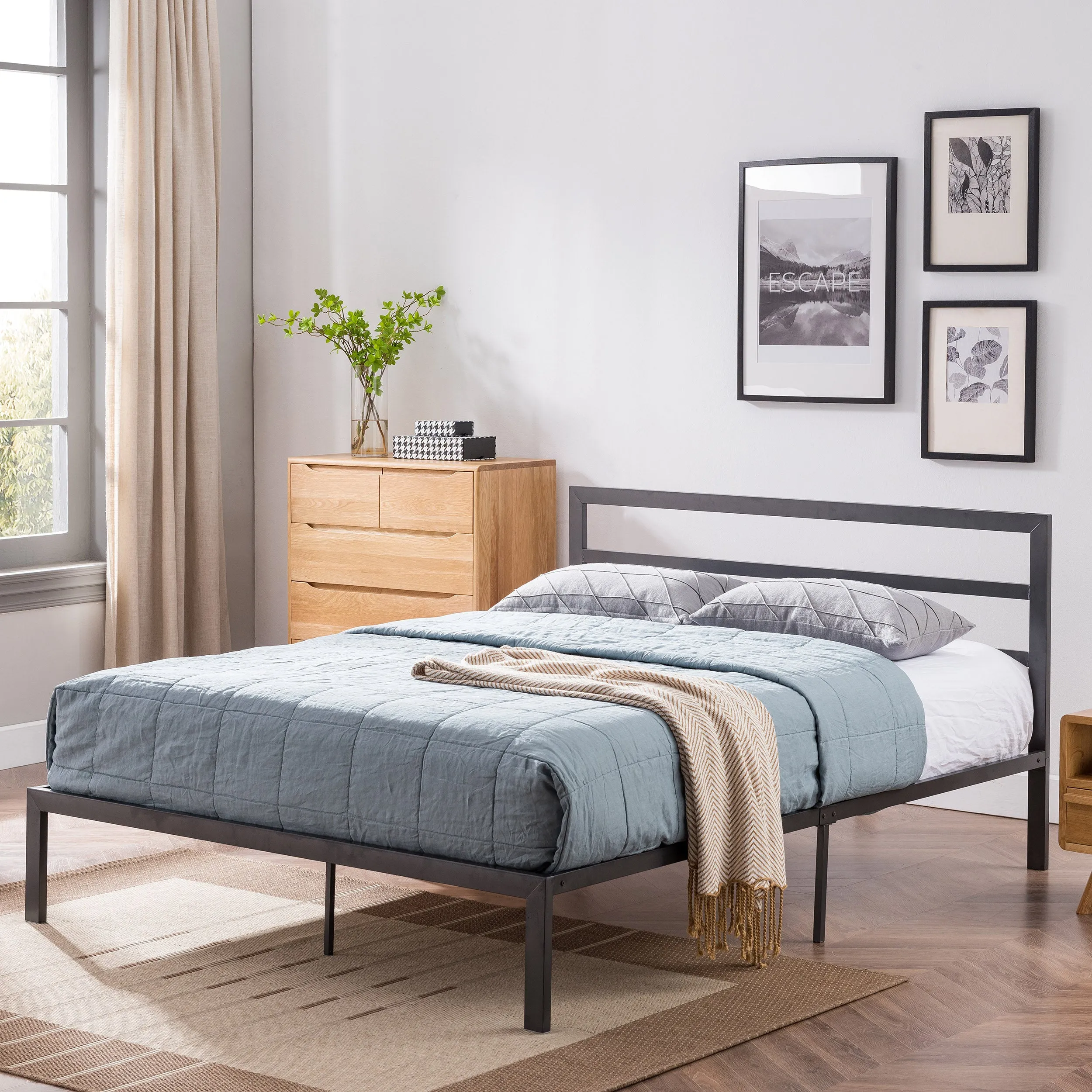 Jones Minimalistic Modern Slat Iron Queen-Size Bed Frame