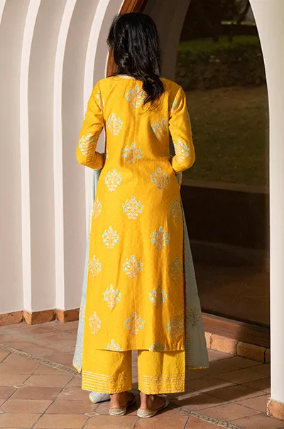 Kalista Yellow Floral print Kurta with Palazzo and Dupatta- Set of 3