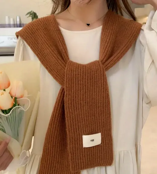 Knitted Shoulder Scarf