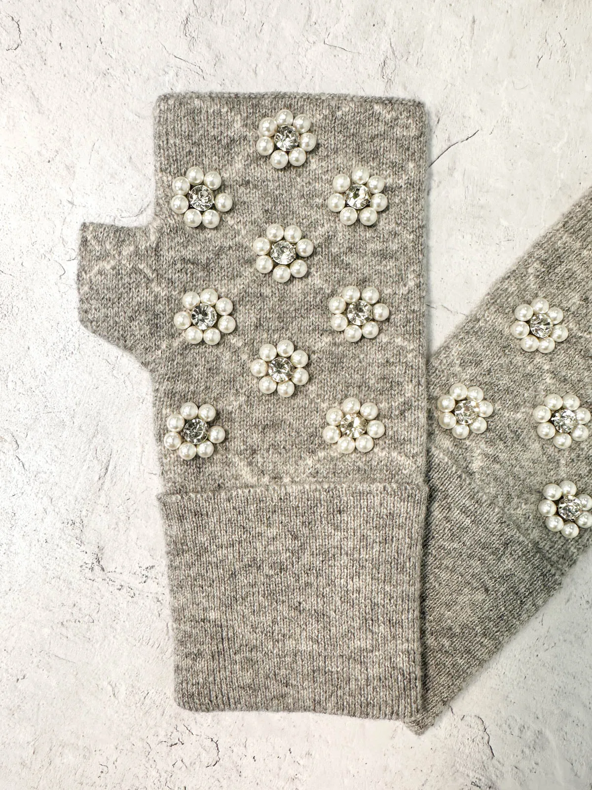 Pearl & Bead Flowers Fingerless Mittens, Light Grey