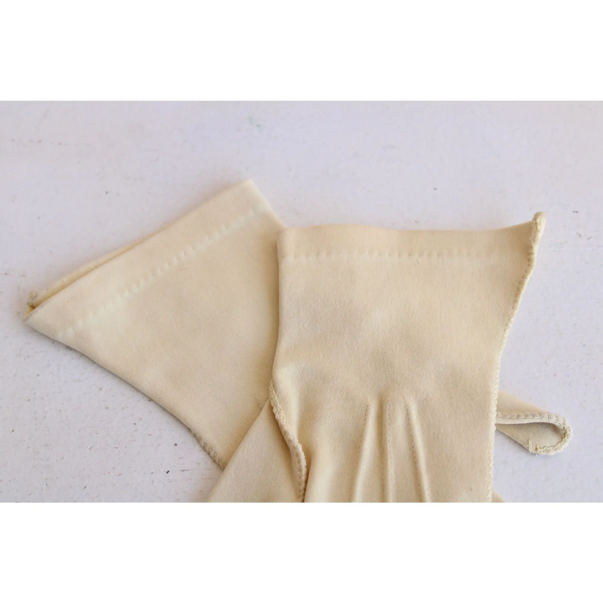 Vintage 1960s Yellow Wrist Matinee Length Cotton Glove