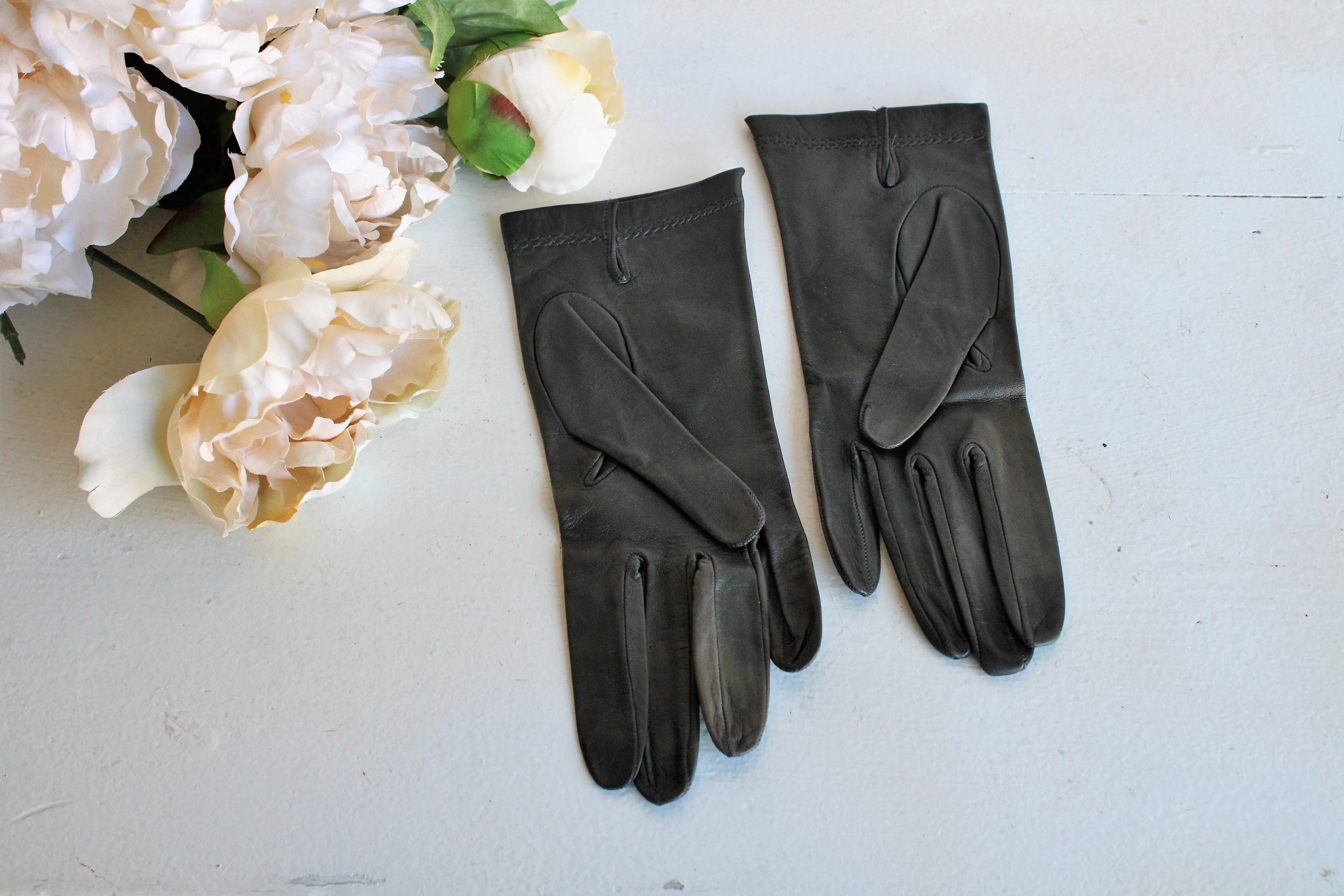 Vintage Black Leather Gloves